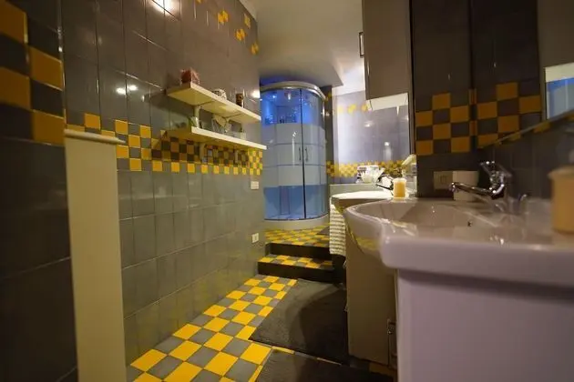 Premium Dört Kişilik Oda, Balkon, Kısmi Deniz Manzaralı