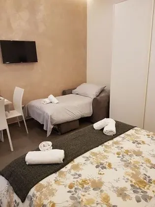 Üç Kişilik Oda