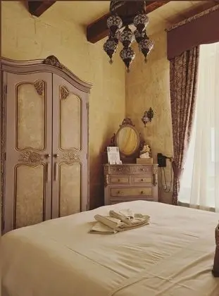 Tek Büyük Yataklı Oda, Banyolu/Duşlu (GOLA)