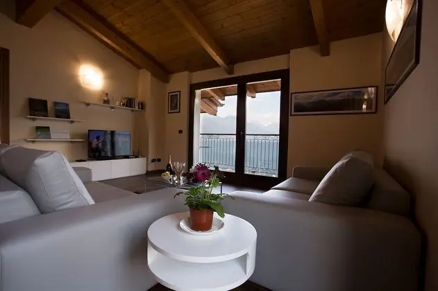 Apart Daire, 3 Yatak Odası, Balkon, Göl Manzaralı