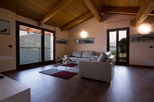 Apart Daire, 3 Yatak Odası, Balkon, Göl Manzaralı