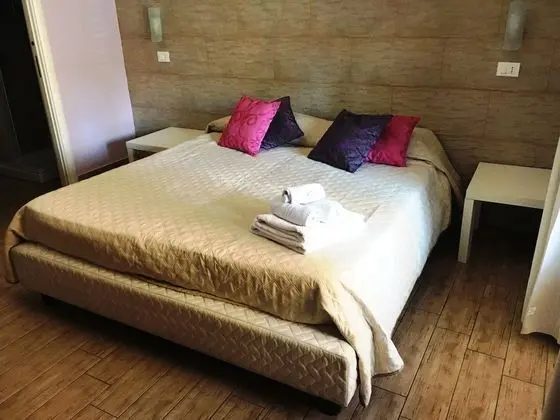 Tek Büyük Yataklı Oda, Balkon