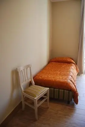 Üç Kişilik Oda, Balkon