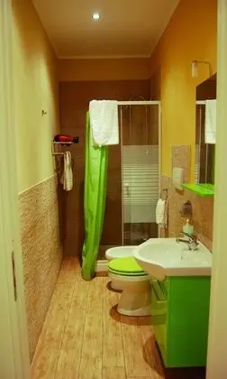 Üç Kişilik Oda, Balkon