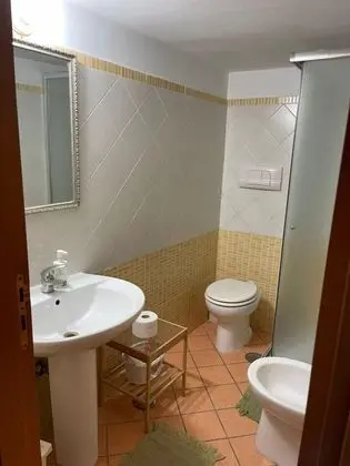 Tek Büyük veya İki Ayrı Yataklı Oda (Procida)