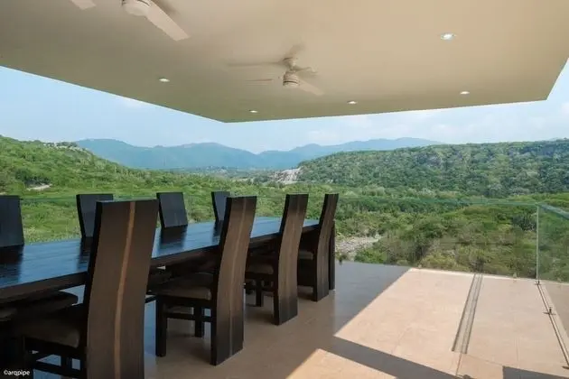 Family Villa, 4 Yatak Odası, Nehir Manzaralı, Göl Kenarı