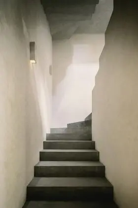 Ev