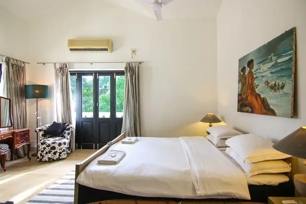 Villa, 3 Yatak Odası, Havuz Manzaralı