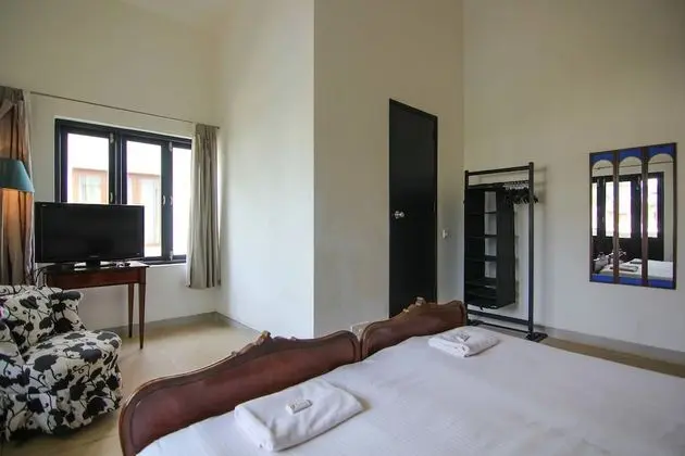 Villa, 3 Yatak Odası, Havuz Manzaralı