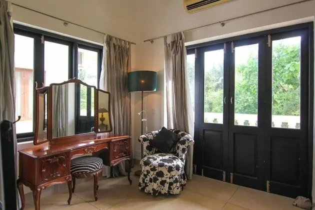 Villa, 3 Yatak Odası, Havuz Manzaralı