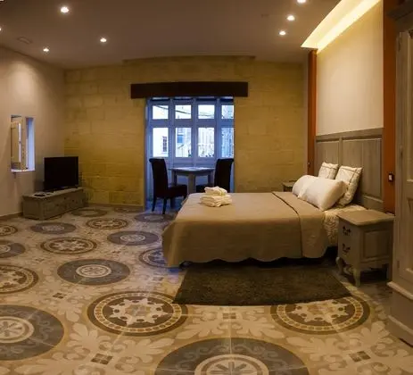 Superior Tek Büyük Yataklı Oda, Şehir Manzaralı
