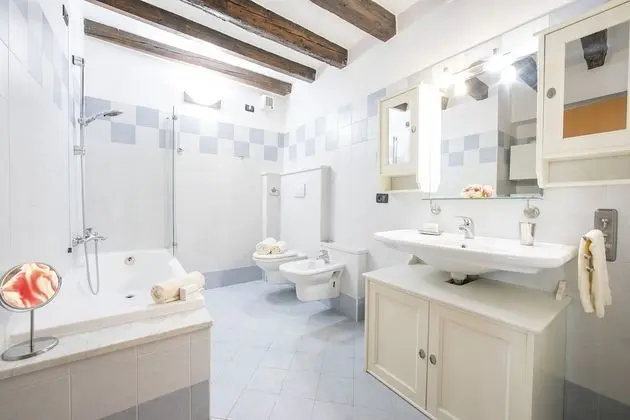 Family Apart Daire, 1 Çift Kişilik Yatak ve Çekyat (Casa Azzurra 150mt From Lake)