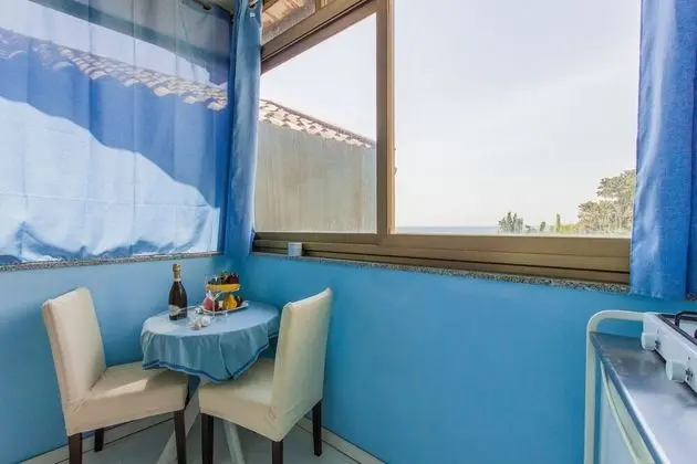 Family Apart Daire, 1 Çift Kişilik Yatak, Denize Bakan (Casa Azzurra Front Beach)