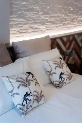 Üç Kişilik Oda