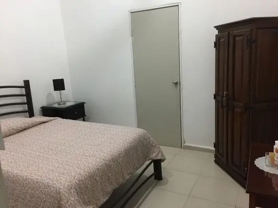 Standard Tek Büyük Yataklı Oda