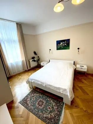 Üç Kişilik Oda