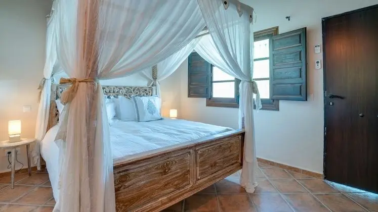Luxury Tek Büyük Yataklı Oda, 1 En Büyük (King) Boy Yatak (Tanalot)