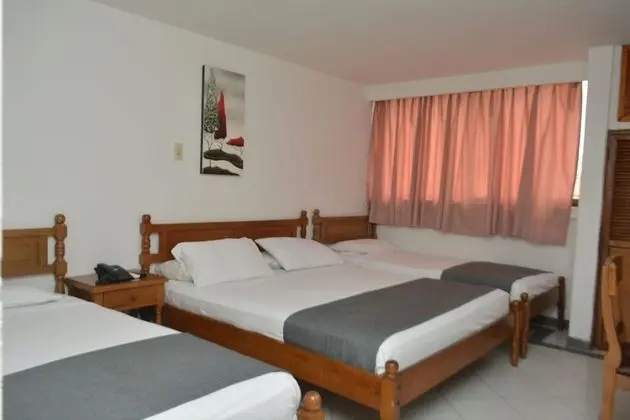 Standard Dört Kişilik Oda