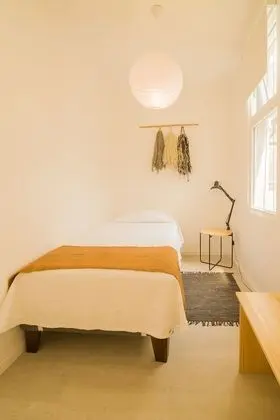 Standard Single Room Shared Bathroom