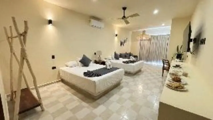 JUNIOR SUITE