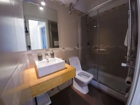 Tek Büyük Yataklı Oda, Özel Banyo