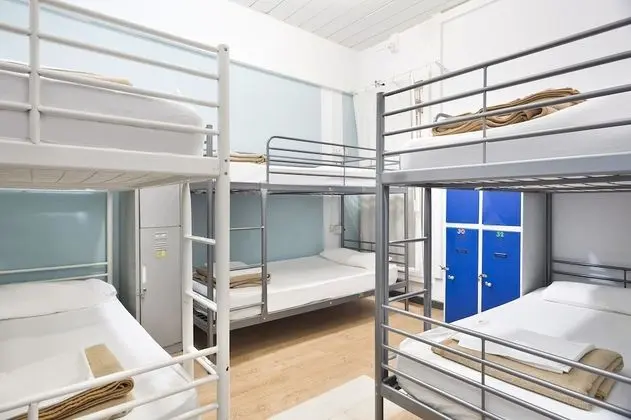 Ortak Ranzalı Oda, Karma Ranzalı Oda, Ortak Banyo (1 bed in 6 bed dorm)