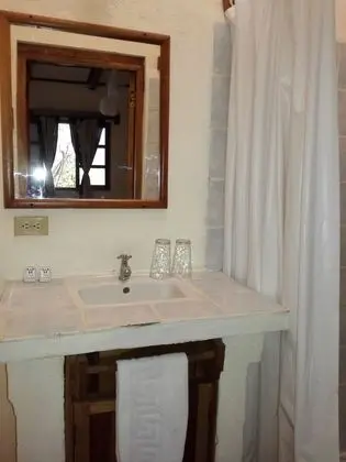 Design Tek Büyük Yataklı Oda, 2 Tek Kişilik Yatak, Özel Banyo, Bahçe Manzaralı
