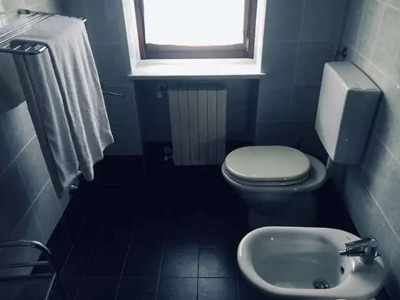 Büyük Yataklı Tek Kişilik Oda