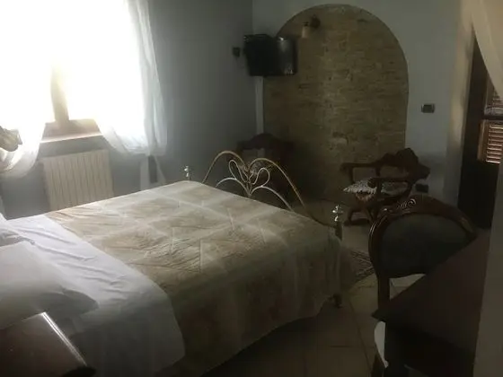 Junior Tek Büyük Yataklı Oda