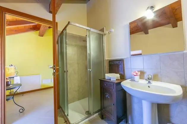 Family Ev, 1 En Büyük (King) Boy Yatak ve Çekyat, Bahçeli (Casa Baroni few min from Orta Lake)