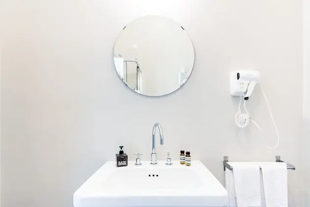 Tek Büyük Yataklı Oda, Banyolu/Duşlu