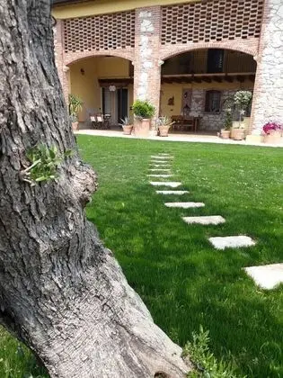 Deluxe Tek Büyük Yataklı Oda, Veranda, Bahçe Manzaralı