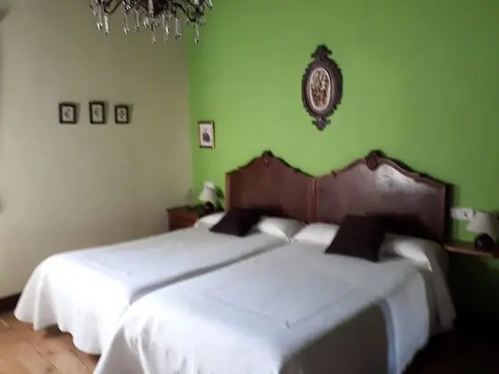 Tek Büyük veya İki Ayrı Yataklı Oda