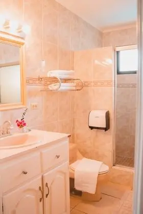 Junior Oda, Özel Banyo