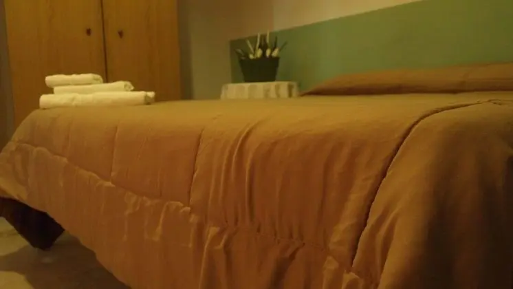 Tek Büyük Yataklı Oda (Verde)