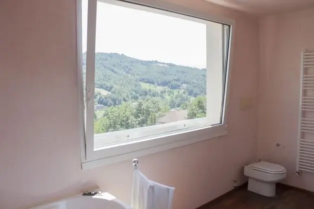 Apart Daire, 6 Yatak Odası