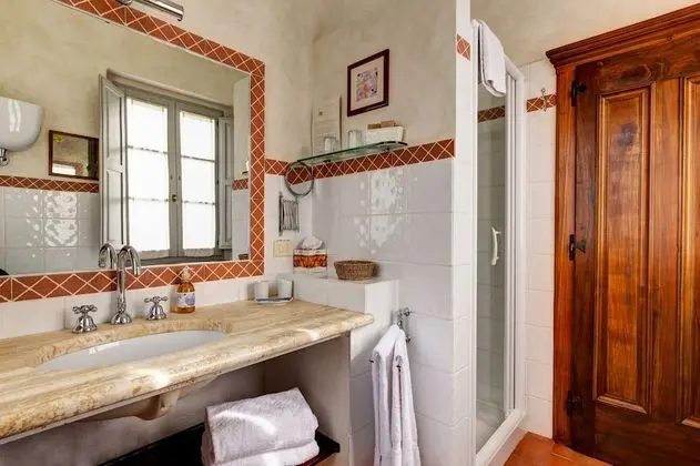 Tek Büyük Yataklı Oda, Balkon