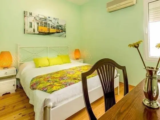 Tek Büyük Yataklı Oda