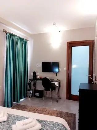 Tek Büyük Yataklı Oda, Teras (Mosta)