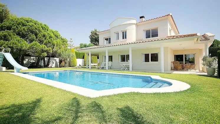 Apart Daire, 4 Yatak Odası