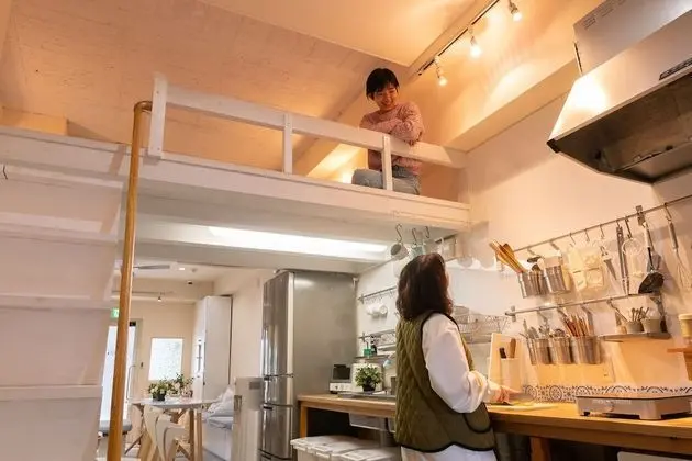 Tek Büyük Yataklı Oda, Ortak Banyo