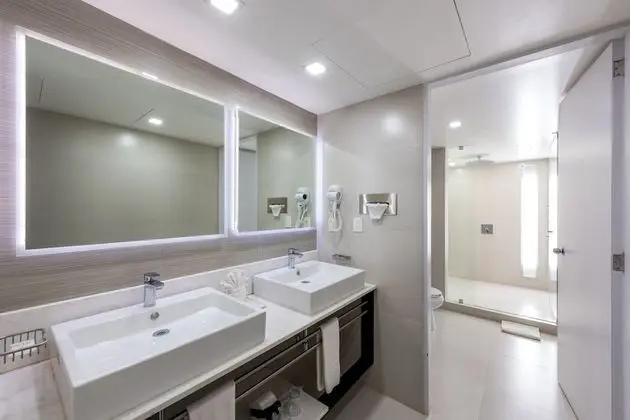Master Suite Executive