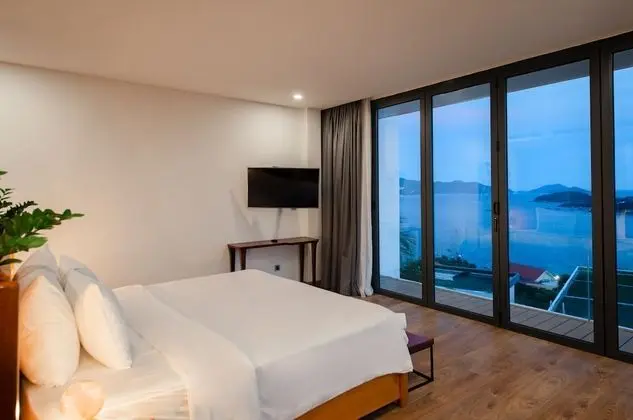 Luxury Villa, 4 Yatak Odası, Okyanus Manzaralı, Denize Sıfır