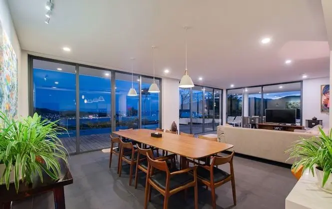 Luxury Villa, 4 Yatak Odası, Okyanus Manzaralı, Denize Sıfır