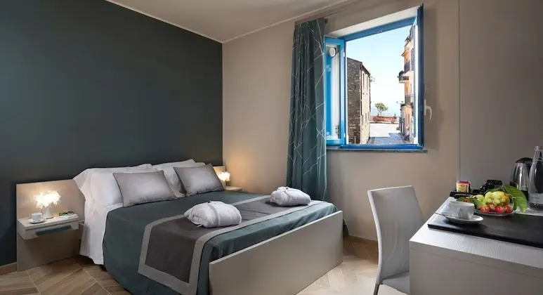 Deluxe Tek Büyük Yataklı Oda, Dağ Manzaralı