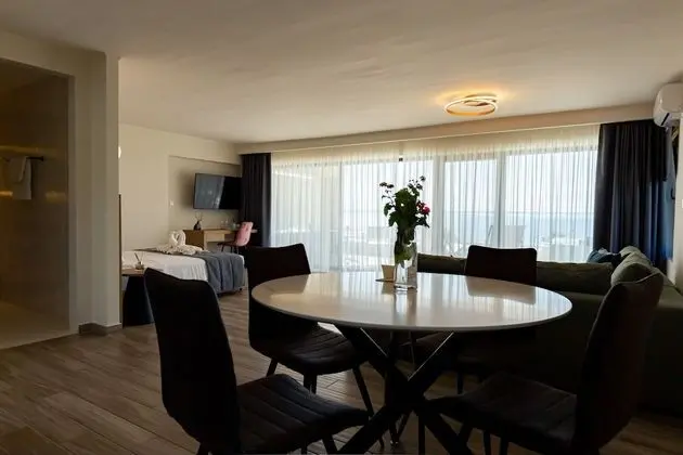 Deluxe Süit, Sıcak Su Havuzu, Deniz Manzaralı (Panoramic)