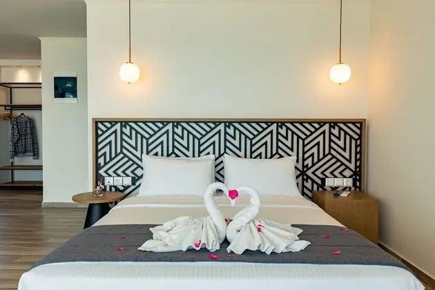 Deluxe Süit, Sıcak Su Havuzu, Deniz Manzaralı (Panoramic)