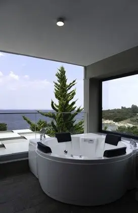 Deluxe Süit, Sıcak Su Havuzu, Deniz Manzaralı (Panoramic)