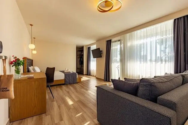 Junior Süit, Deniz Manzaralı