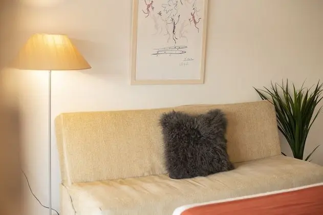 Comfort Tek Büyük Yataklı Oda